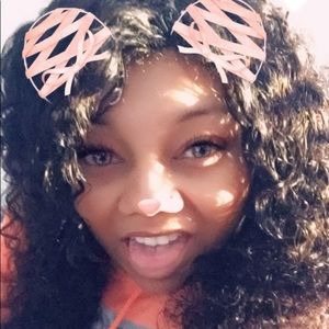 Meet your Posher, Lica